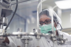 药品注册受理工作调整：12月1日起，凡由总局审评审批的注册申请均由总局受理