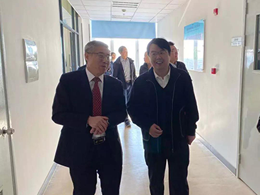 浦东新区管幼军副区长一行10余人光临BB贝博现场调研CRO市场及公司业态