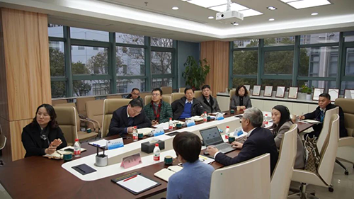 上海市浦东新区当局党组成员、副区长吴强，浦东新区科经委副主任李晓亮，张江治理局副局长吴俊，张江集团副总经理王凯荣等调研BB贝博