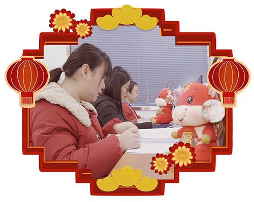 少年自知韶光贵，策马扬鞭自奋蹄