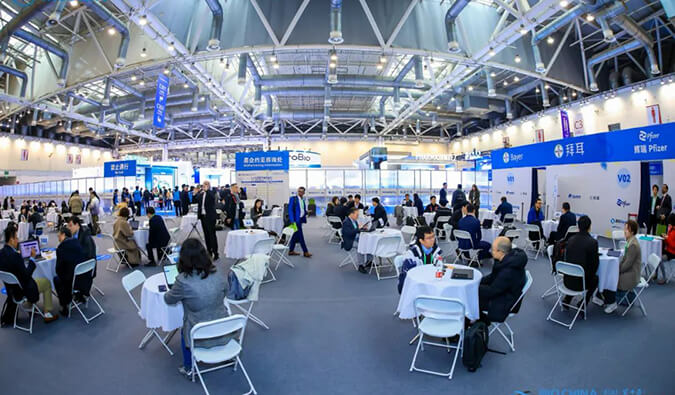 一目十行 | ?BB贝博闪灼BIO CHINA 2025！